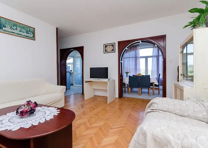 Katica Supetarska Draga